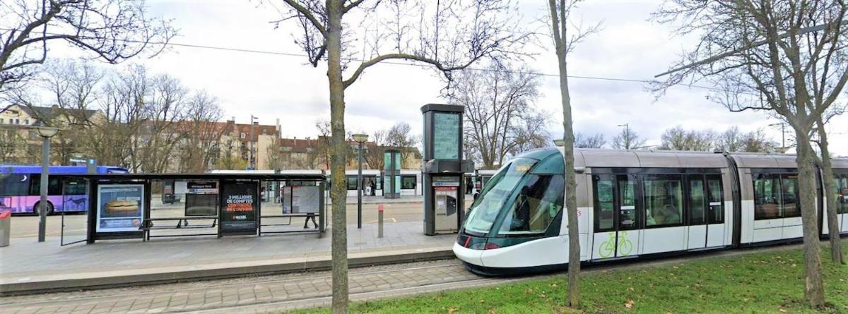 Vue Degagee, Cuisine Moderne Et Wifi Apartment Strasbourg Exterior photo